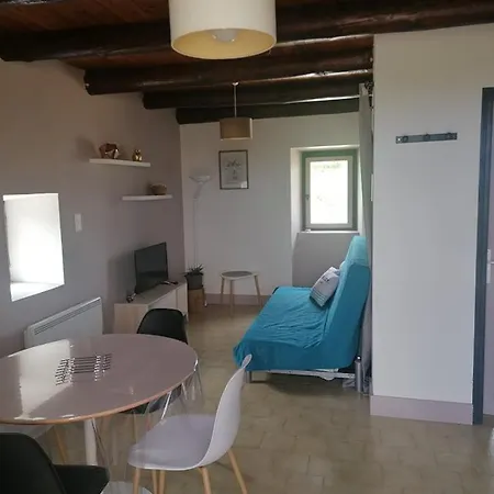 Maison En Pierre Avec Terrasse